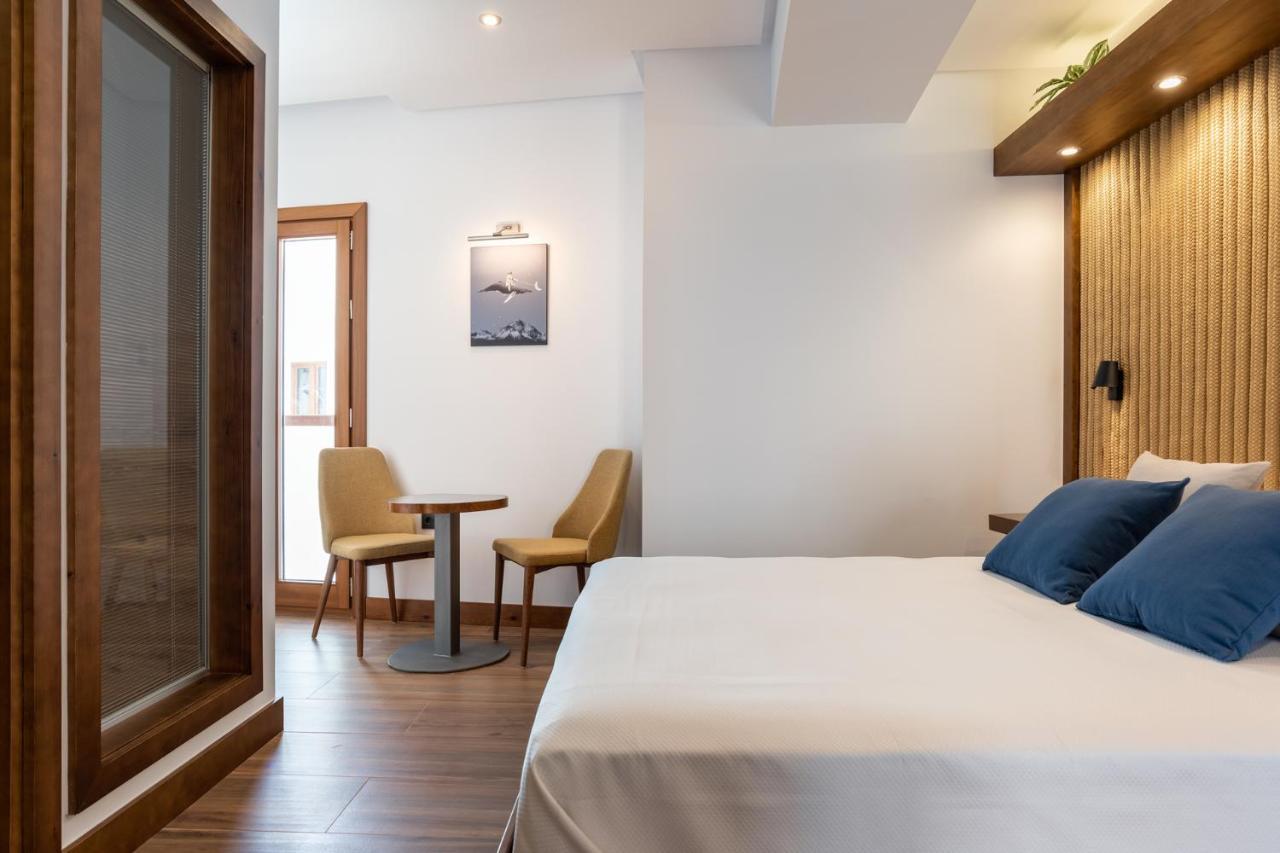 Hotel Antantie 콘일데라프론테라 외부 사진