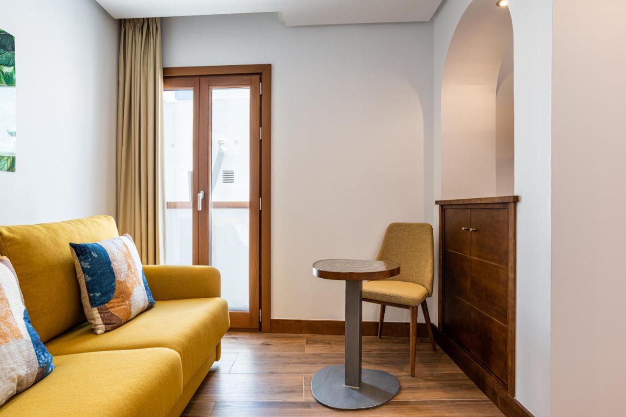 Hotel Antantie 콘일데라프론테라 외부 사진